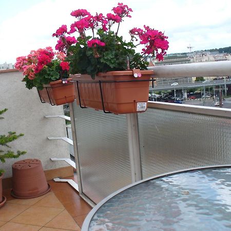 Terrace Studio Prague Center Luaran gambar